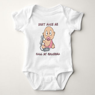 Lassen Sie mich nicht meine Großmutter anrufen Baby Strampler