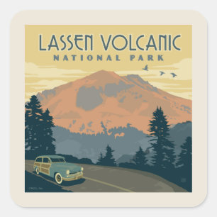 Lassen-Volcanic-Nationalpark   Straßenfahrt Quadratischer Aufkleber