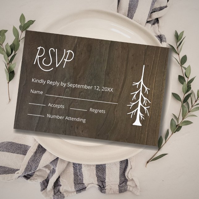 Lässige Hochzeit mit Pine Tree Rustic Wood RSVP Karte (Von Creator hochgeladen)
