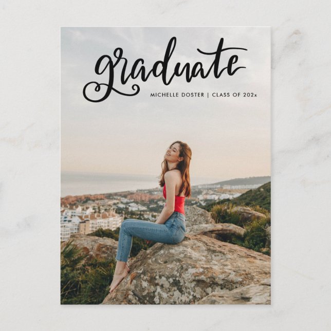 Lässiges schwarzes Skript für den Abschluss handsc Ankündigungspostkarte (Vorderseite)