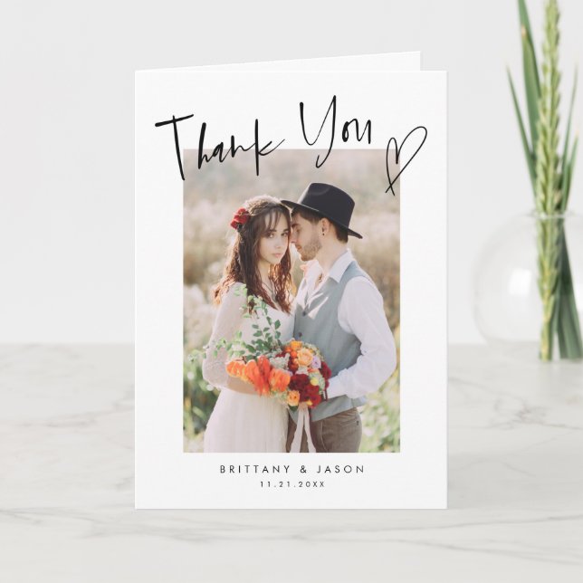 Lässiges Script Heart Minimalistisch Wedding Foto Dankeskarte (Vorderseite)
