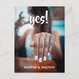 Lässiges Script Ja! Ankündigung der Verlobung Postkarte