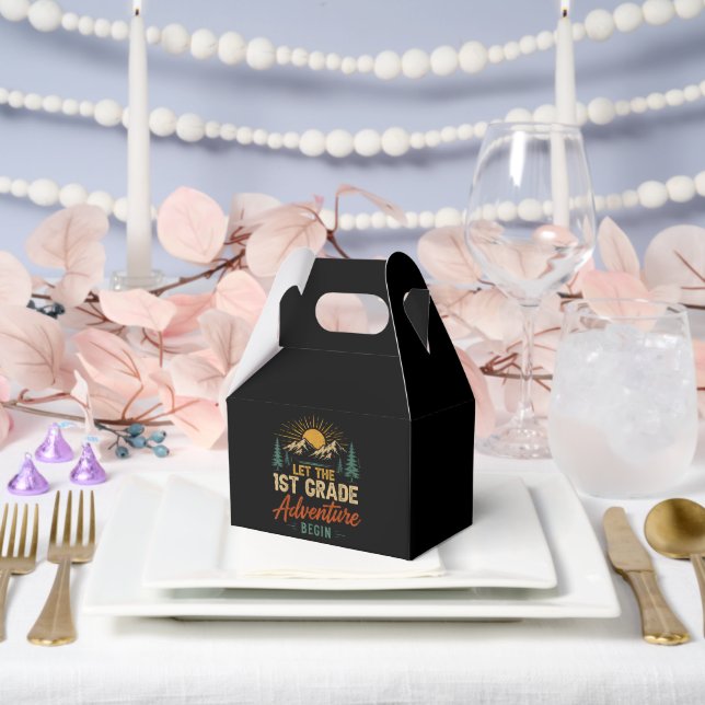 Lasst das Abenteuer der 1. Klasse beginnen Geschenkschachtel (Hochzeit)
