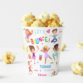 Lasst uns den springenden Park-Kindergeburtstag ab Pappbecher