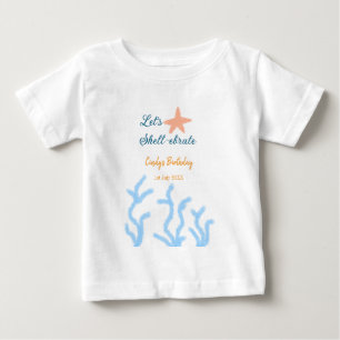 Lasst uns Muschel unter dem blauen Geburtstag feie Baby T-shirt