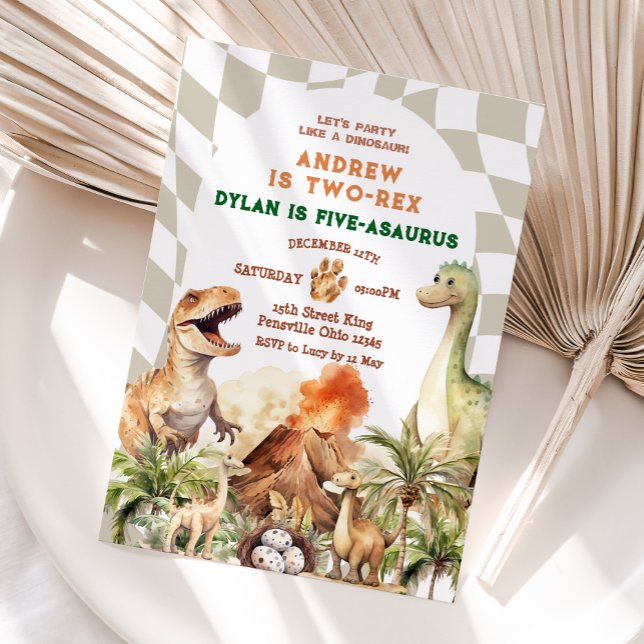 Lasst uns Party wie Dinosaurier Vintag Geburtstag  Einladung (Von Creator hochgeladen)
