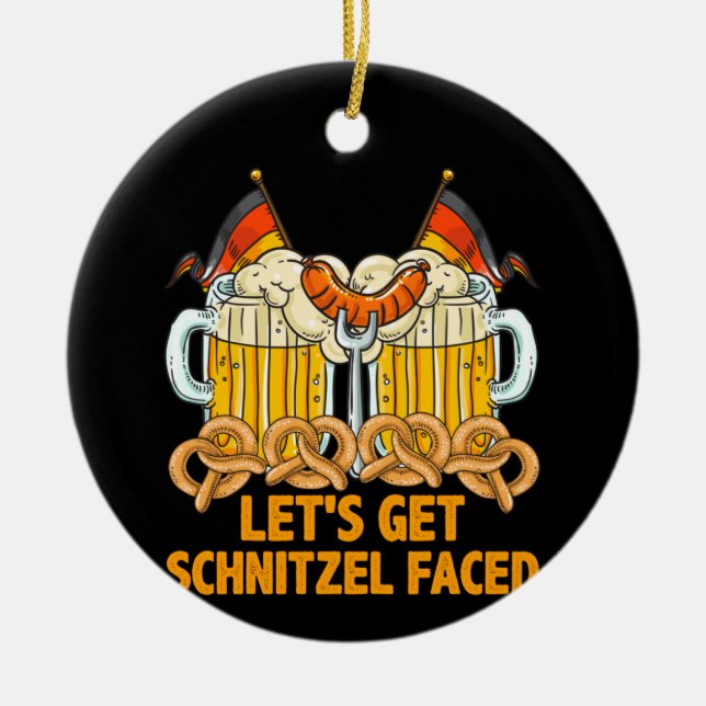 Lasst uns Schnitzel gegenüber Oktoberfest Deutsch  Keramik Ornament (Vorne)