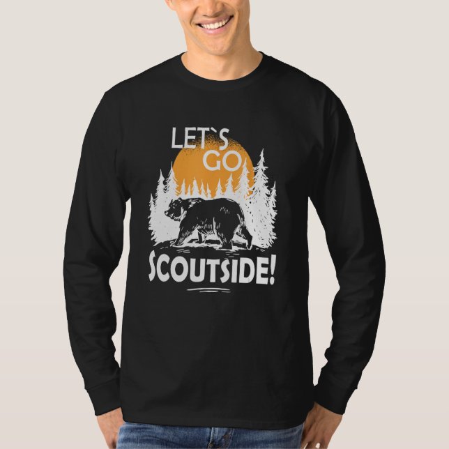 Lasst uns Scoutside Cub Master Scouting gehen T-Shirt (Vorderseite)