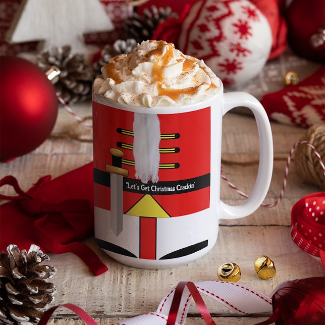 Lasst uns Weihnachten knacken Nutcracker bekommen Kaffeetasse (Von Creator hochgeladen)