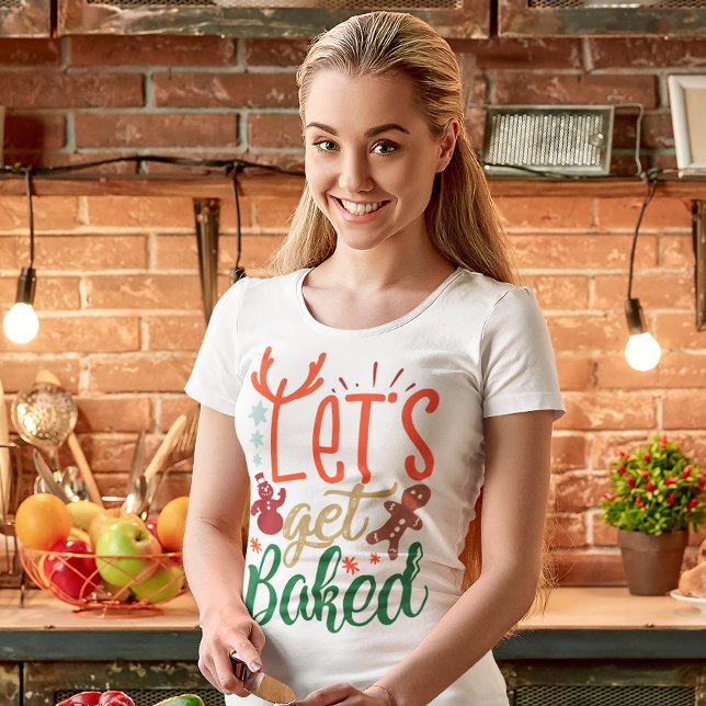 Lasst uns Weihnachts-Slogan kaufen Tri-Blend Shirt (Von Creator hochgeladen)