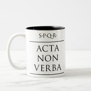 Lateinisches Zitat Acta non verba Zweifarbige Tasse