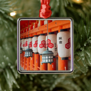 Laternen im Itsukushima-Schrein Ornament Aus Metall