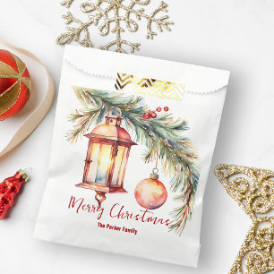 Lattern mit Kiefern und Holly Berries Weihnachten Geschenktütchen