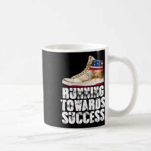 Lauf auf Erfolg zu Trump Sneaker Republikaner Kaffeetasse