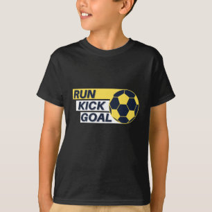 Lauf, Kick, Goal Soccer T Shirt