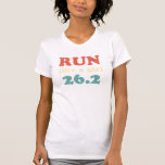 Lauf wie ein Mädchen 26.2 T-Shirt<br><div class="desc">Liebe Marathons zu laufen? Wenn ja,  zeigen Sie Ihre Liebe,  mit einem Run Like a Girl 26.2 Element zu laufen.</div>