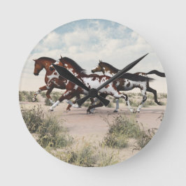 Laufen wie der Wind - Galloping Paint Horses Clock Runde Wanduhr