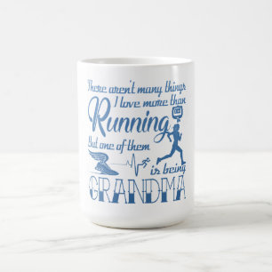 Laufende Großmutter Kaffeetasse