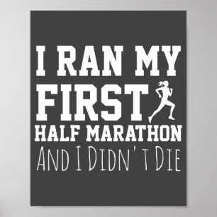 Läufer beim ersten Halbmarathon Lustiges Laufen zu Poster