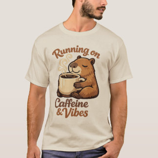 Läuft auf Koffein & Vibes Capybara Kaffeeliebhaber T-Shirt