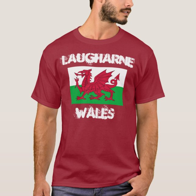 Laugharne, Wales mit walisischer Flagge T-Shirt (Vorderseite)