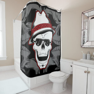 Laughing Skull in Hat Duschvorhang