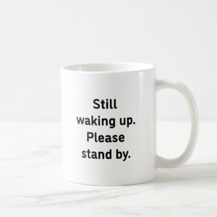 Laune umarmt—Haltung Kaffeetasse