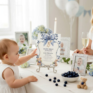 Launenhafter Blaubeer-Hasenbär zum ersten Geburtst Einladung