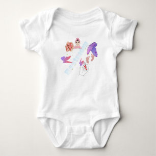 Launige Pastell-Schmetterling- und Blumen-Kaffeeta Baby Strampler