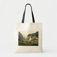 Lauterbrunnen Tal mit Staubbach, Bernese Oberl