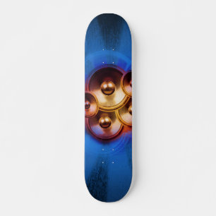 Lautsprecher und blauer Sonnenbrand Skateboard