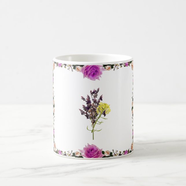 Lavendel & Gelbe Wildblume Botanisches Design Kaffeetasse (Mittel)