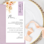 Lavendel, Peach Blush Personalisiert mit Gast Name Menükarte<br><div class="desc">Warum in Platzkarten und Menükarten verbringen, wenn Sie ein elegantes All-in-One-Menü personalisiert mit jedem Gast-Namen haben können! Modernes, schlichtes und elegantes Design mit exquisiten, blumengeschmückten Wasserfarben in einer wunderschönen Mischung aus pfirsichfarbenen, orangefarbenen, rötlich-staubigen Rose, Creme und Champagner. Moderne handgeschriebene Kalligrafieelemente. Lila Klang in der oberen rechten Ecke mit dem Namen...</div>