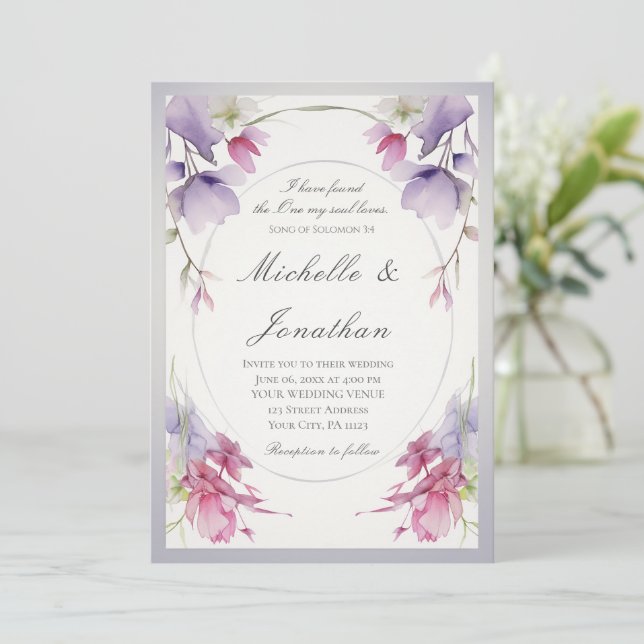 Lavendel Pink Blume Bibel Christliche Hochzeit Einladung (Stehend Vorderseite)