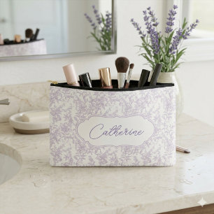 Lavendel-Spitzenmuster Name Schriftzug Zubehörtasche
