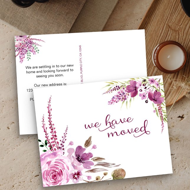 Lavendel und Lilac Blume, die wir bewegt haben Ankündigungspostkarte (New Address postcard with pretty purple flowers)