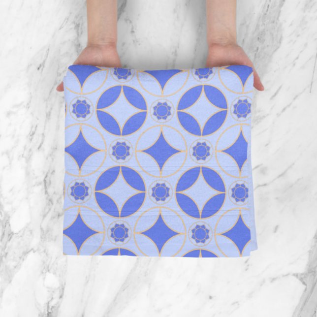 Lavendelblau - Klassisches Deko-Muster Badhandtuch Set (Von Creator hochgeladen)