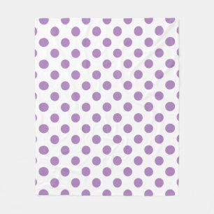 Lavendelpolka-Punkte auf weiß Fleecedecke