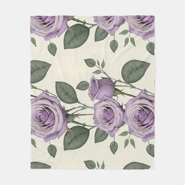 Lavendelrosen mit silbernen und grünen Blättern Fleecedecke (Vorderseite)