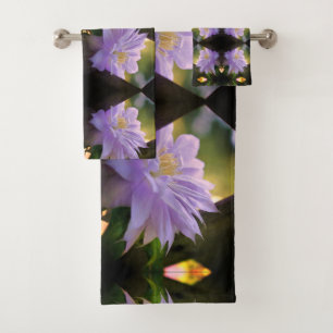 Lavender Clematis Blume in Trellis Abstrakt Badhandtuch Set