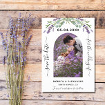 Lavender Eukalyptus Foto QR Hochzeit speichern das Save The Date<br><div class="desc">Ein modernes und elegantes Save the Date für eine Hochzeit. Weiß mit Lavendel-Blume und Eukalyptusgrün dekoriert. Personalisieren und fügen Sie ein Datum,  Foto und Ihre Namen. Der Text: Save the Date ist mit einem großen angesagten,  handgeschriebenen Stilskript geschrieben. Zurück: grüner Hintergrund,  Ihre Url zu Ihrer Hochzeitswebsite.</div>