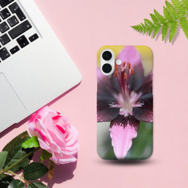 Lavender Lily Case-Mate iPhone Hülle (Von Creator hochgeladen)