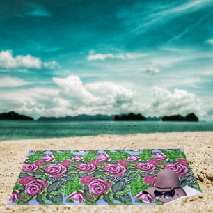 Lavender pink Rose Bush Beach Handtuch