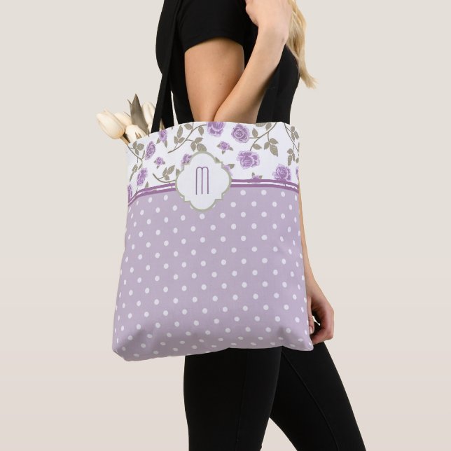 Lavender Rose Polka Dot Monogramm (Von Nahem)