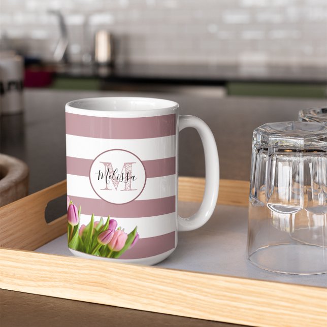 Lavender und Tulip Mit Monogramm Personalisiert Kaffeetasse (Von Creator hochgeladen)