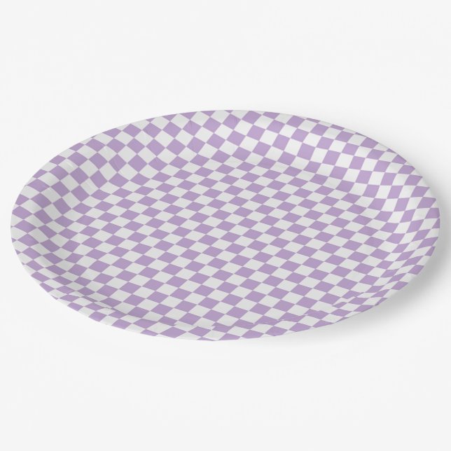 Lavender und White Gingham Checkered Pappteller (Schrägansicht)