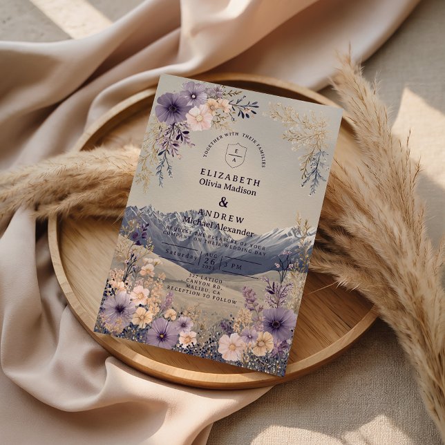 Lavender Wildflower Mountain Wedding Einladung (Von Creator hochgeladen)