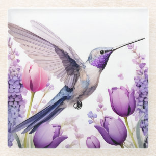 Lavenderkolibri umgeben von Blumen Glasuntersetzer