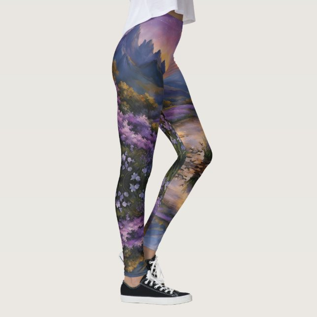 Lavendertal bei Morgendämmerung Leggings (Rechts)