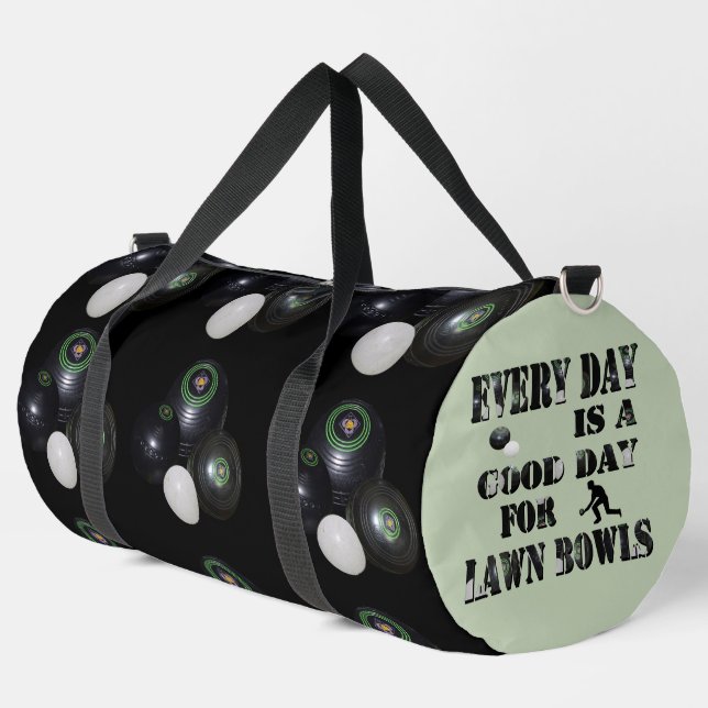 Lawn Bowling Jeden Tag ist Spaß, Duffle Bag (Linke Ecke)